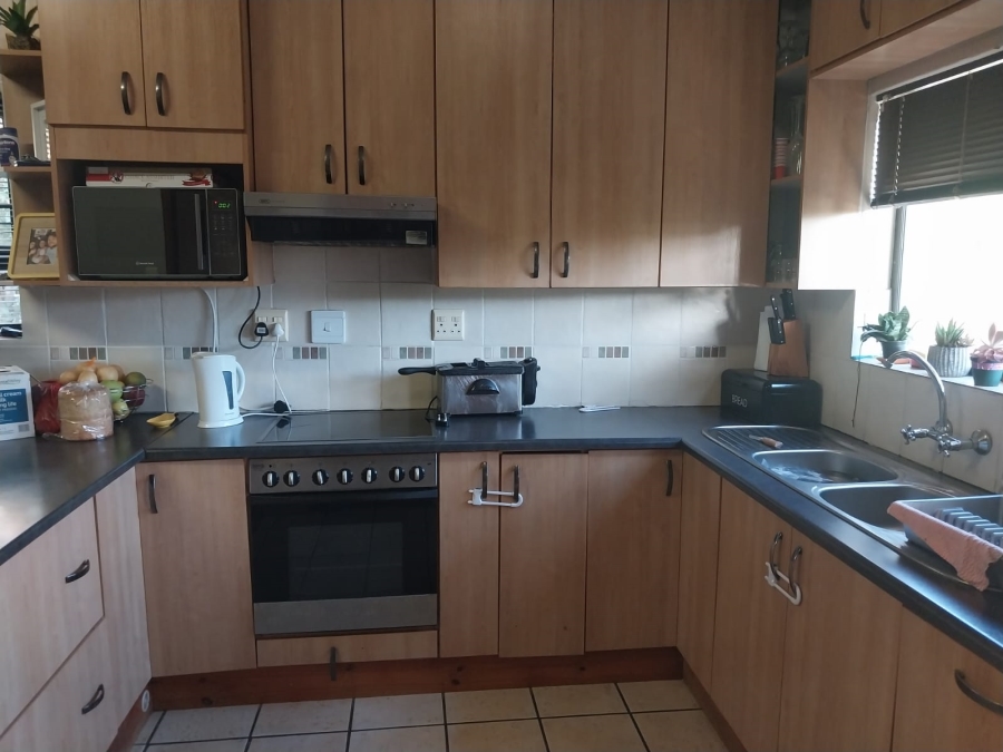 3 Bedroom Property for Sale in Porterville Western Cape